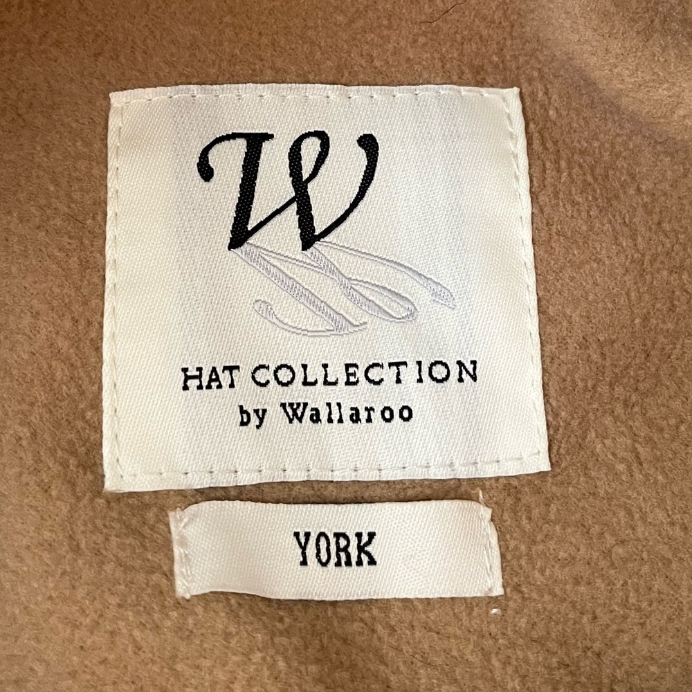Women’s khaki/tan quilted Y2K bucket Wallaroo York hat. One size - Picture 5 of 10